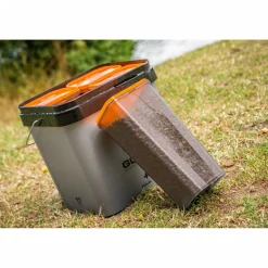 Guru Angelkoffer & Angelboxen ·Futtereimer<Plus 4 System (17 l)