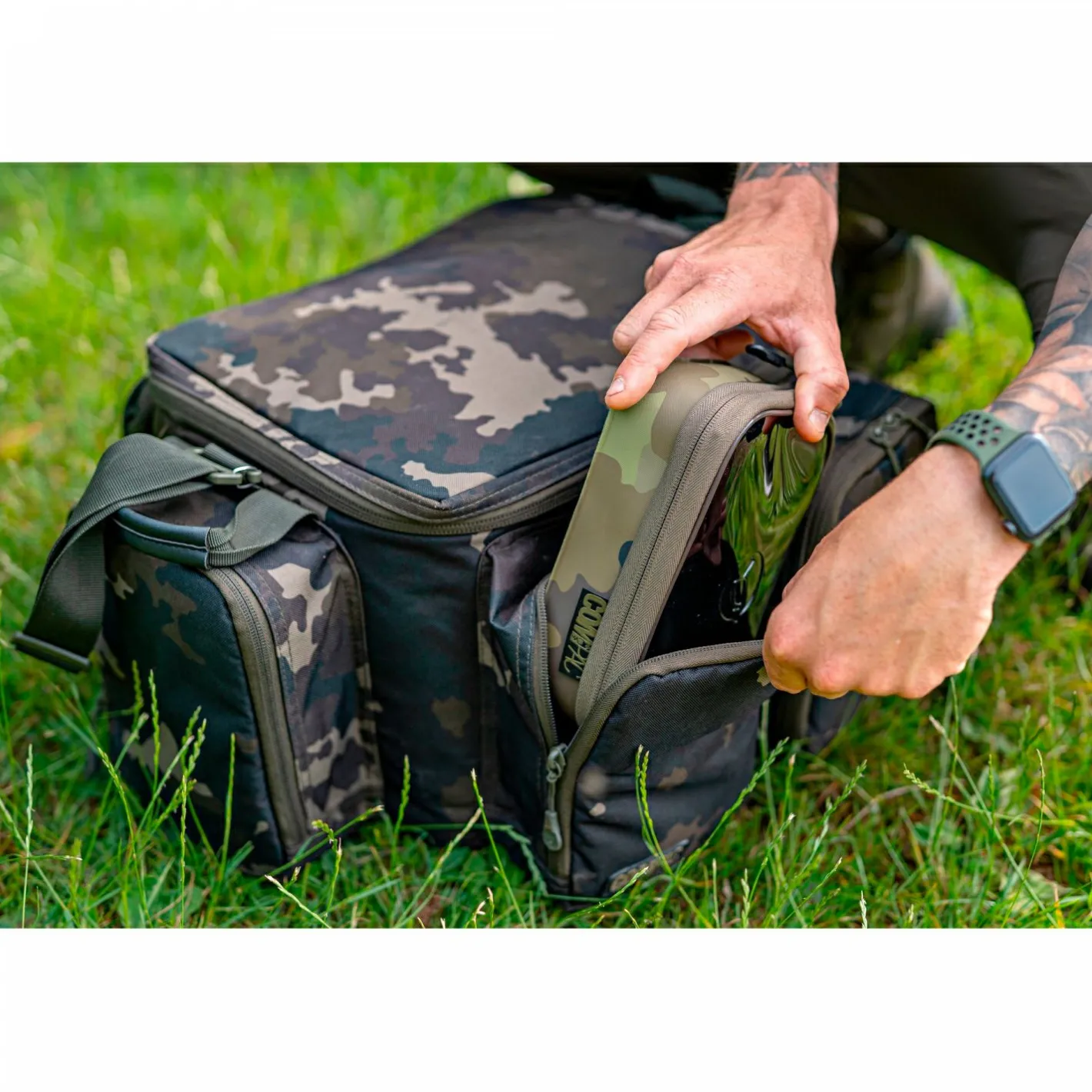 Hot Korda Compac Carryall Dark Kamo Large