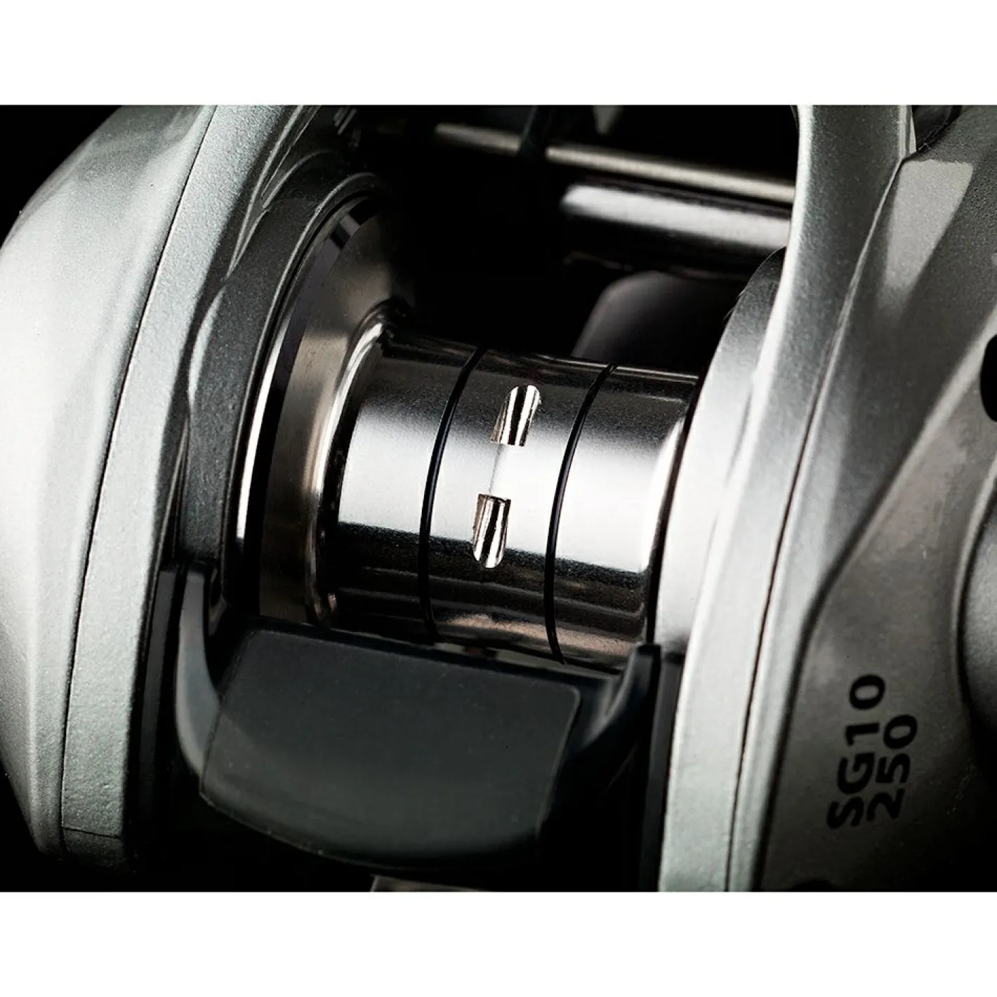 Savage Gear Baitcastrollen<Baitcastrollen SG10 300 LH / 300 RH 300 RH | 7,3 : 1