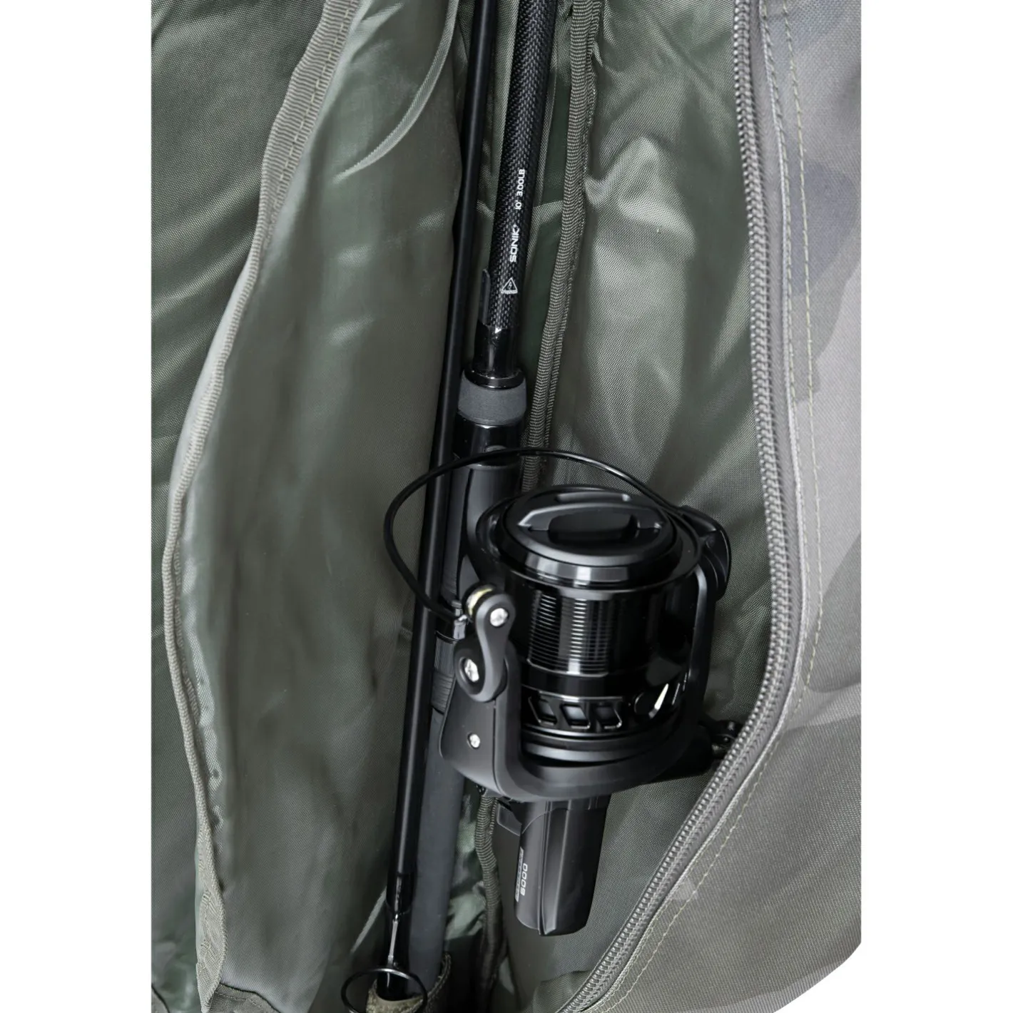 Sonik Rutenfutterale ·Karpfenruten-Futterale|Rutenzubehör<Bank-Tek 3 Rod Compact Sleeve