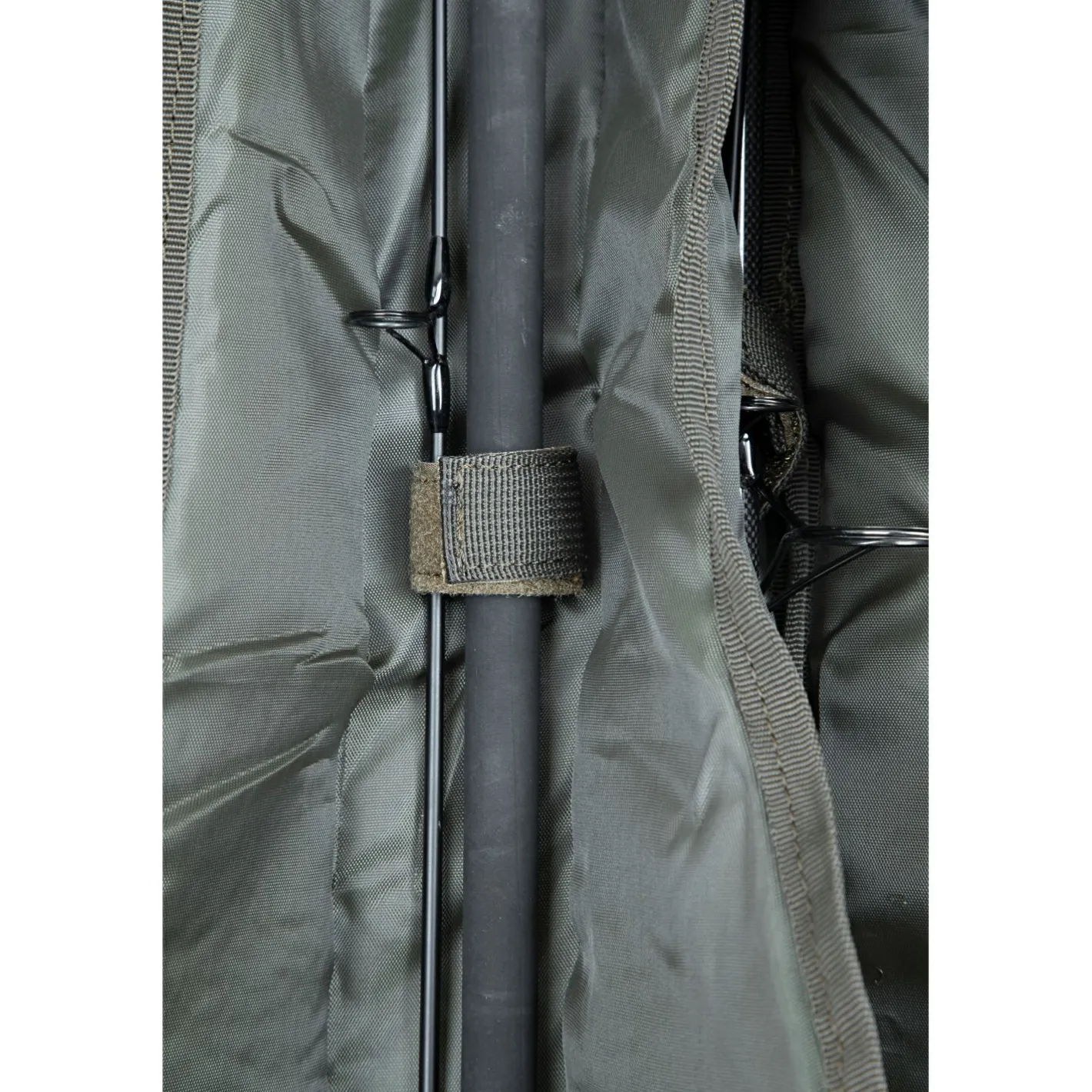Sonik Rutenfutterale ·Karpfenruten-Futterale|Rutenzubehör<Bank-Tek 3 Rod Compact Sleeve